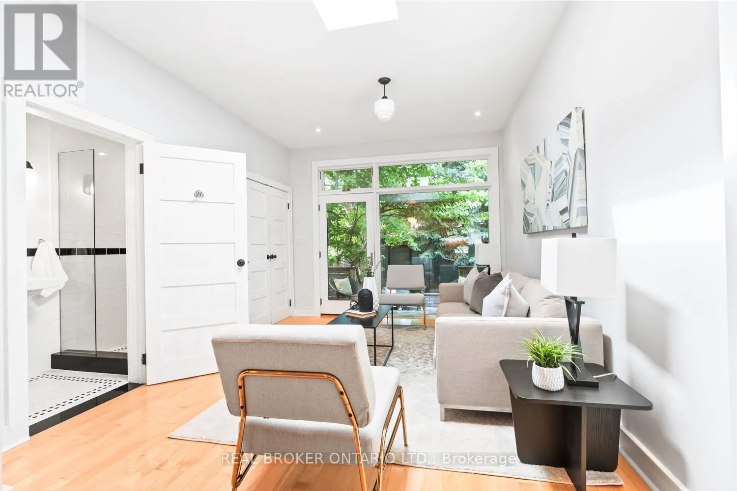 82 SALEM AVENUE