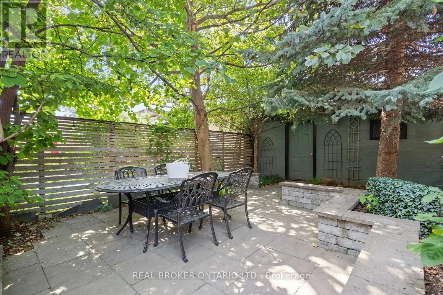 82 SALEM AVENUE