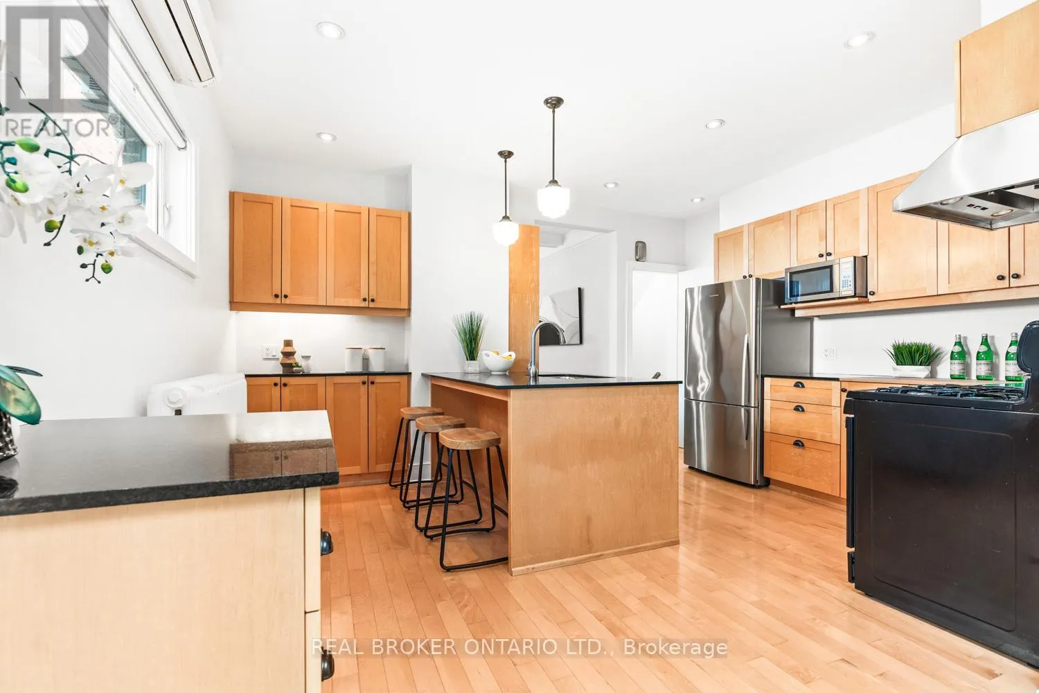 82 SALEM AVENUE