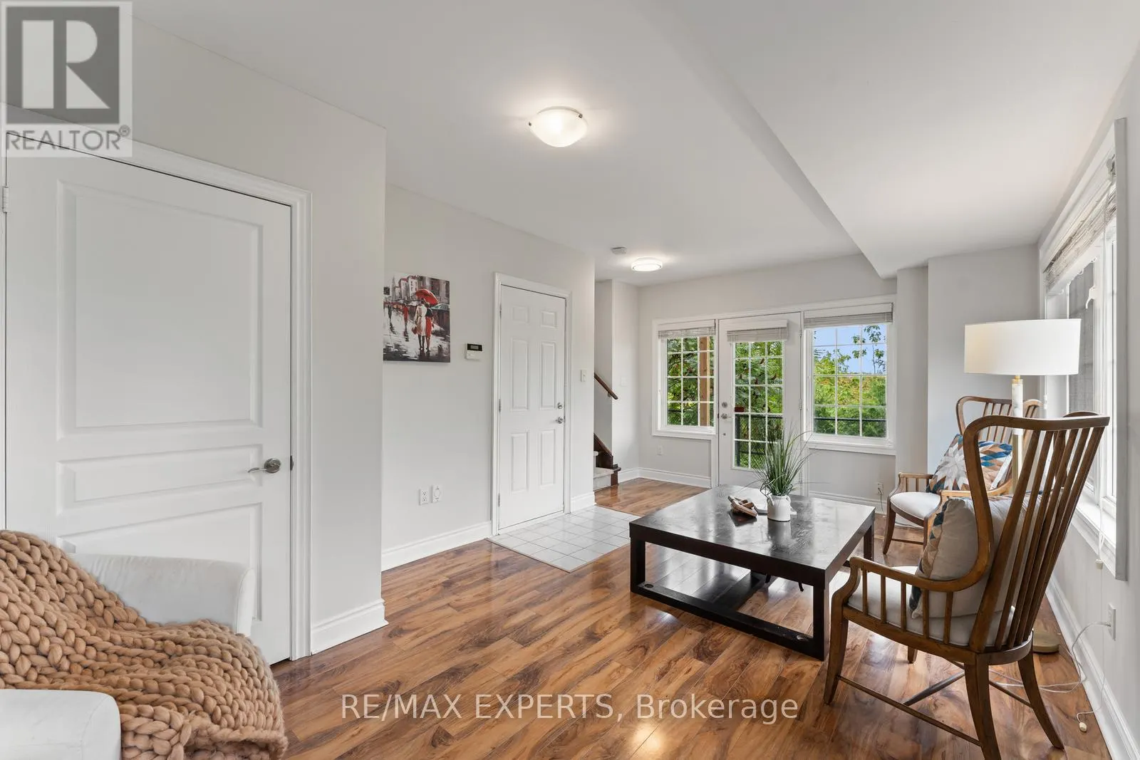 134 ROLLING HILLS LANE