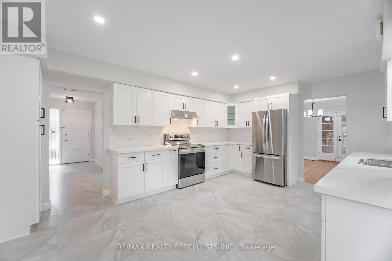 168 BREEZY PINES DRIVE