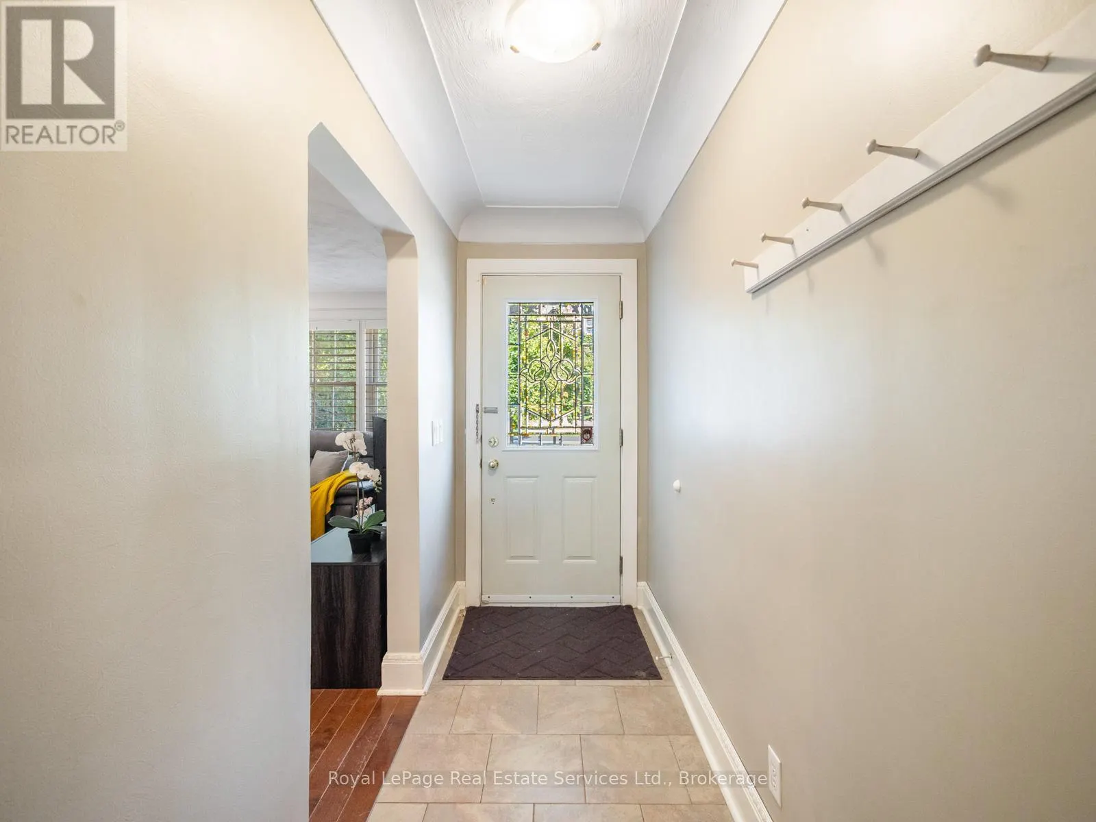 938 KING ROAD