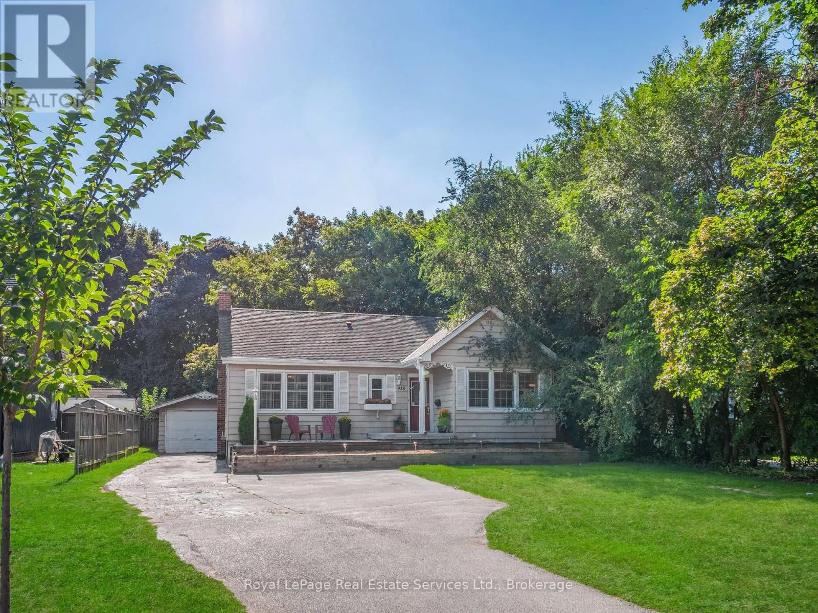938 KING ROAD