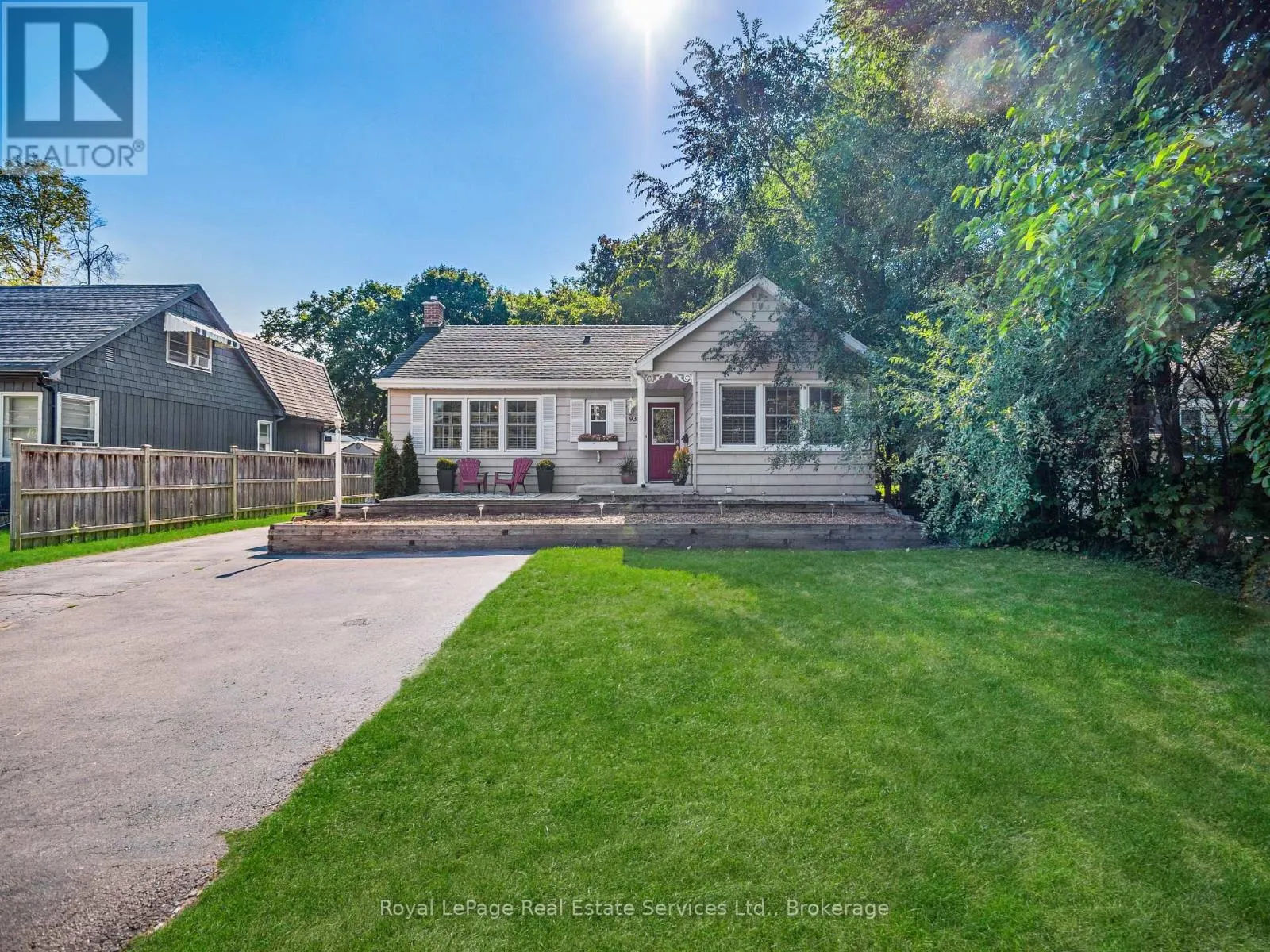 938 KING ROAD