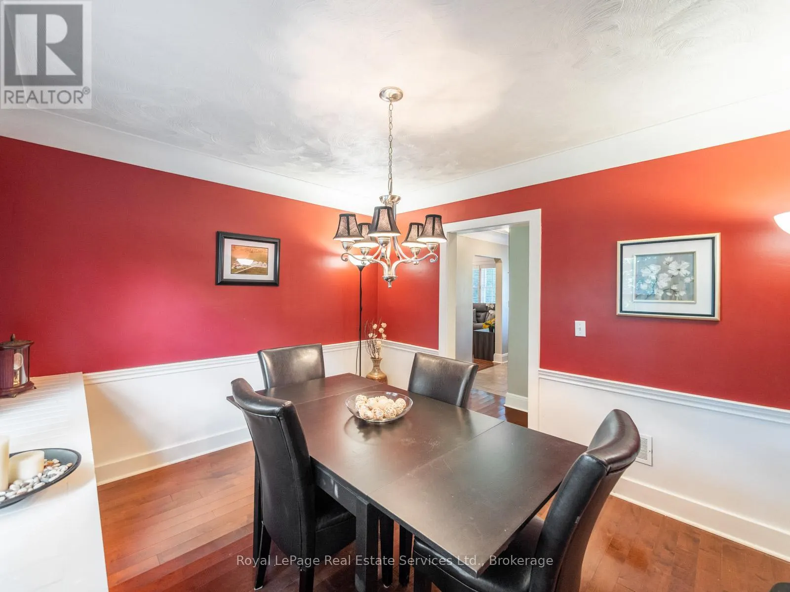 938 KING ROAD