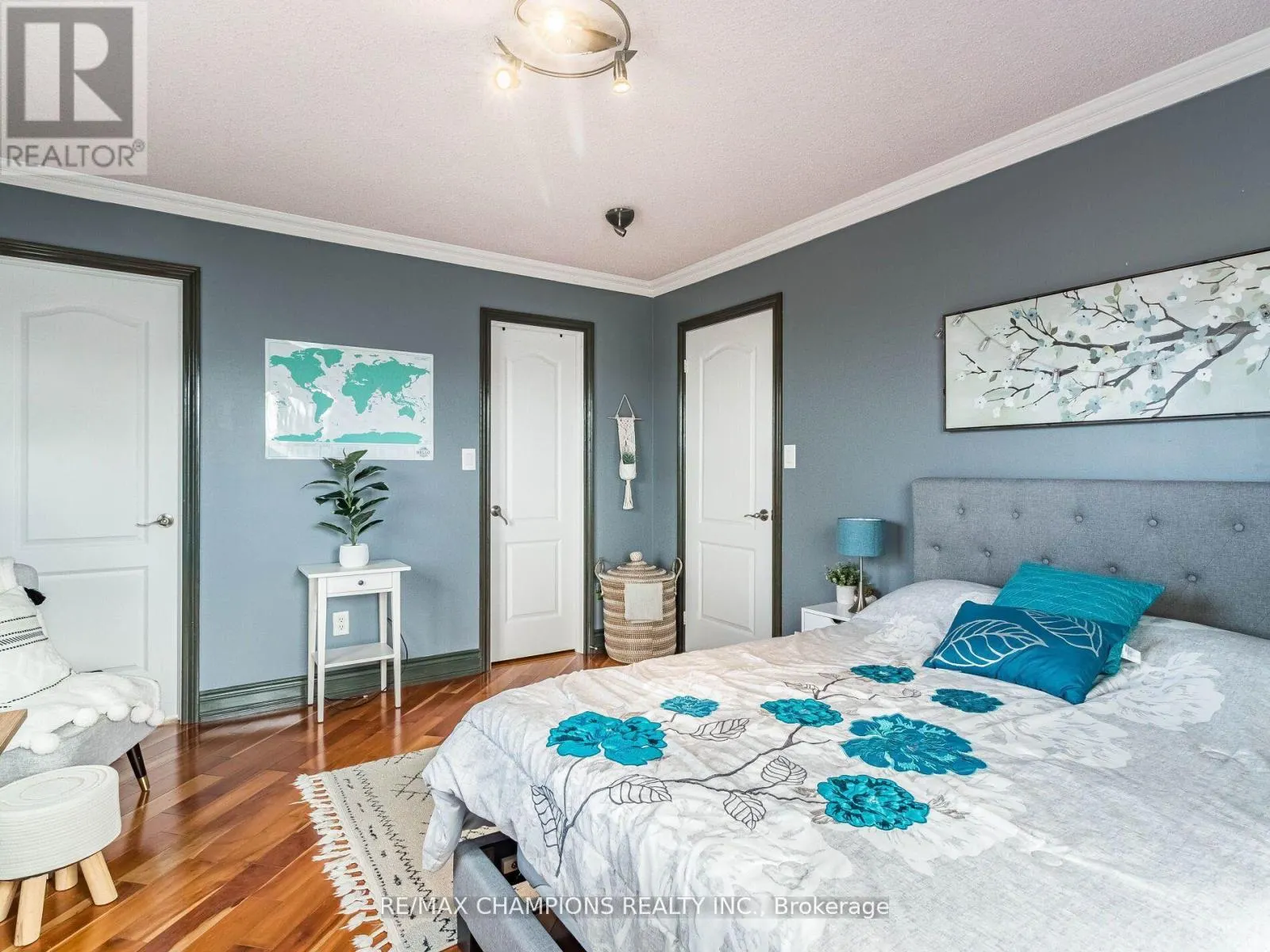 707 TRUDEAU DRIVE
