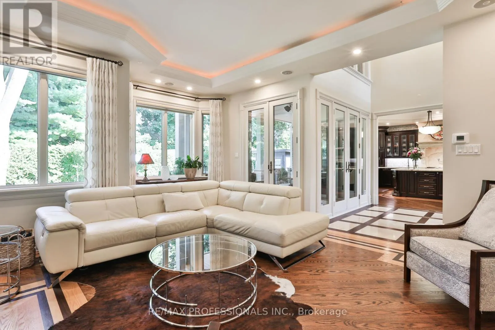 106 CHESTNUT HILLS PARKWAY