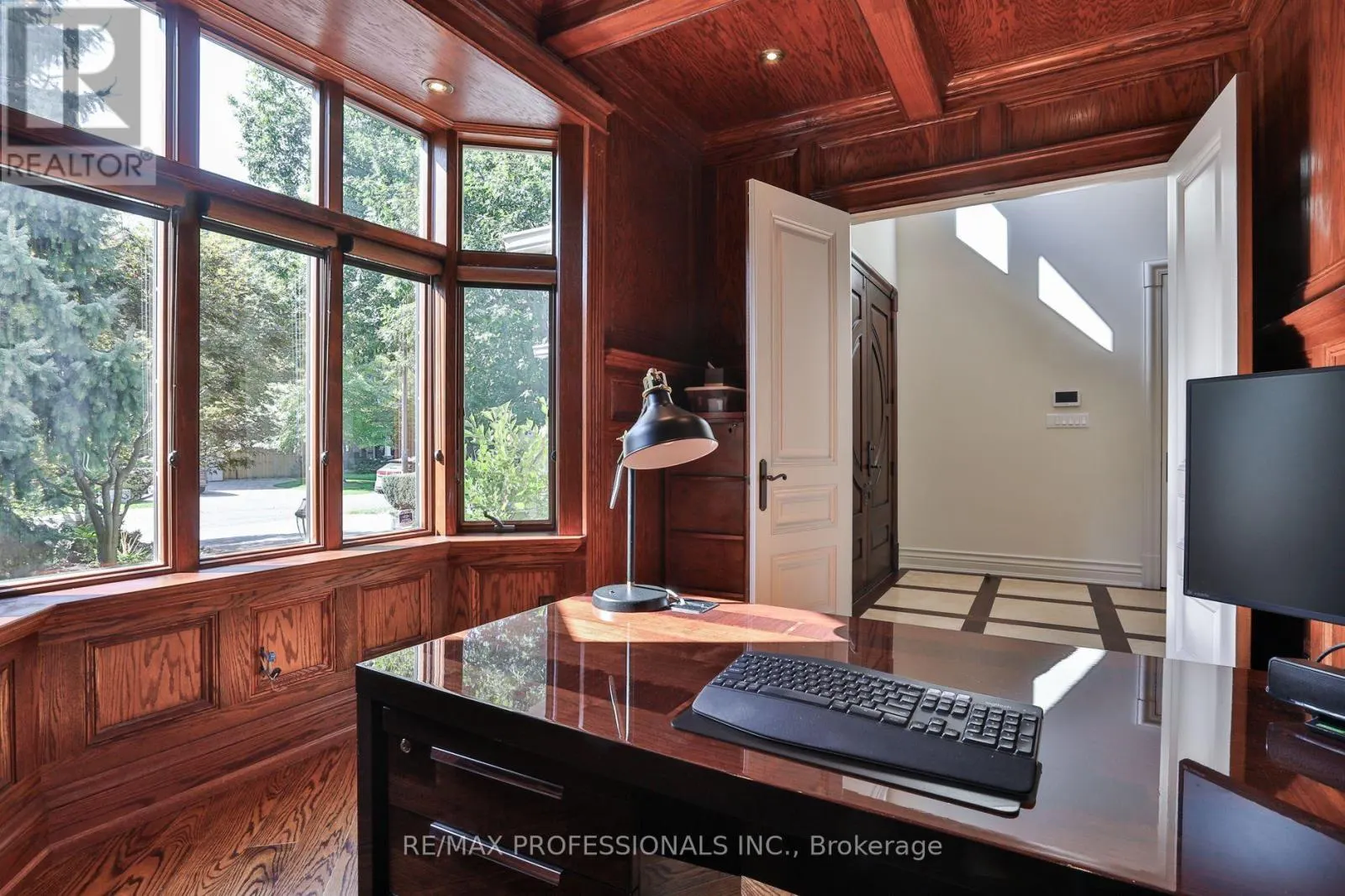 106 CHESTNUT HILLS PARKWAY