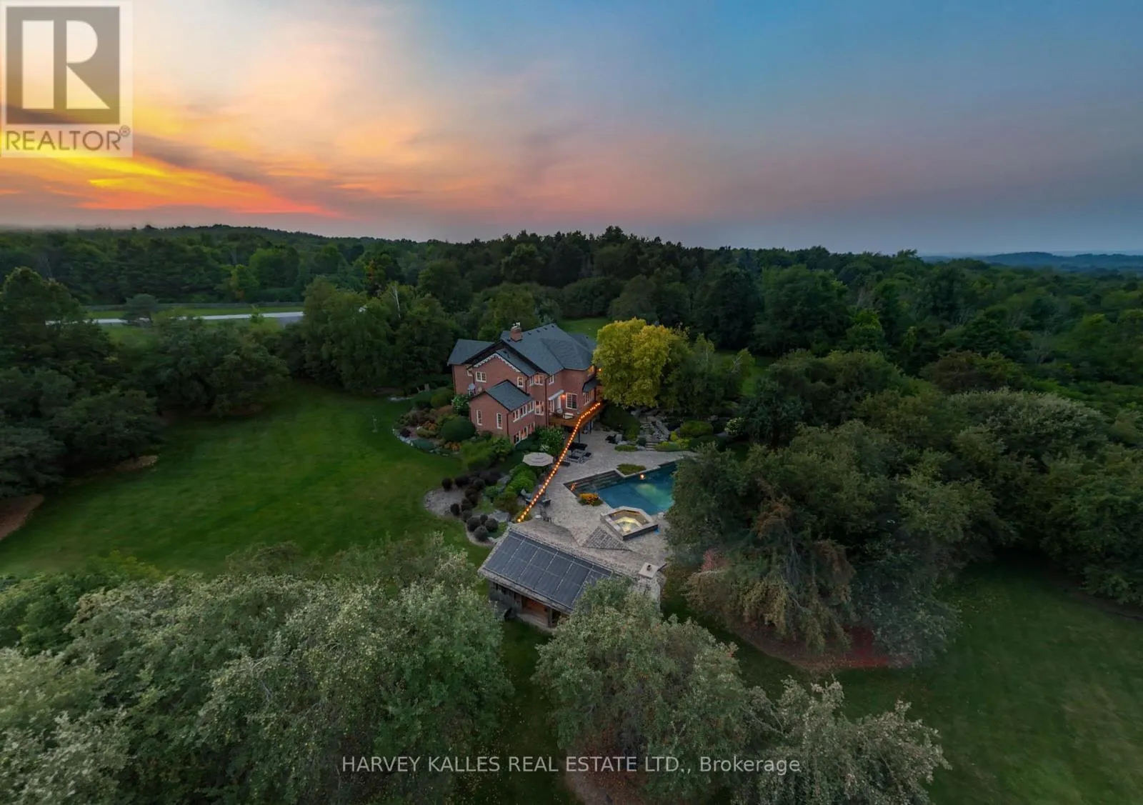 3 RUTLAND HILL COURT