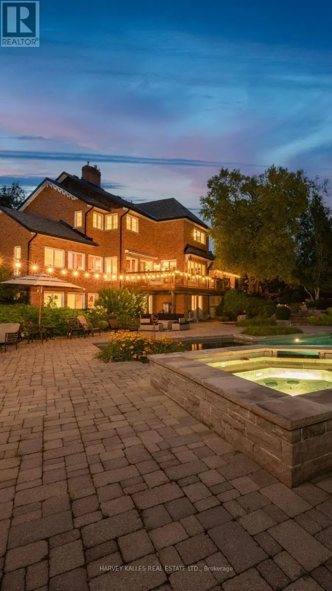 3 RUTLAND HILL COURT
