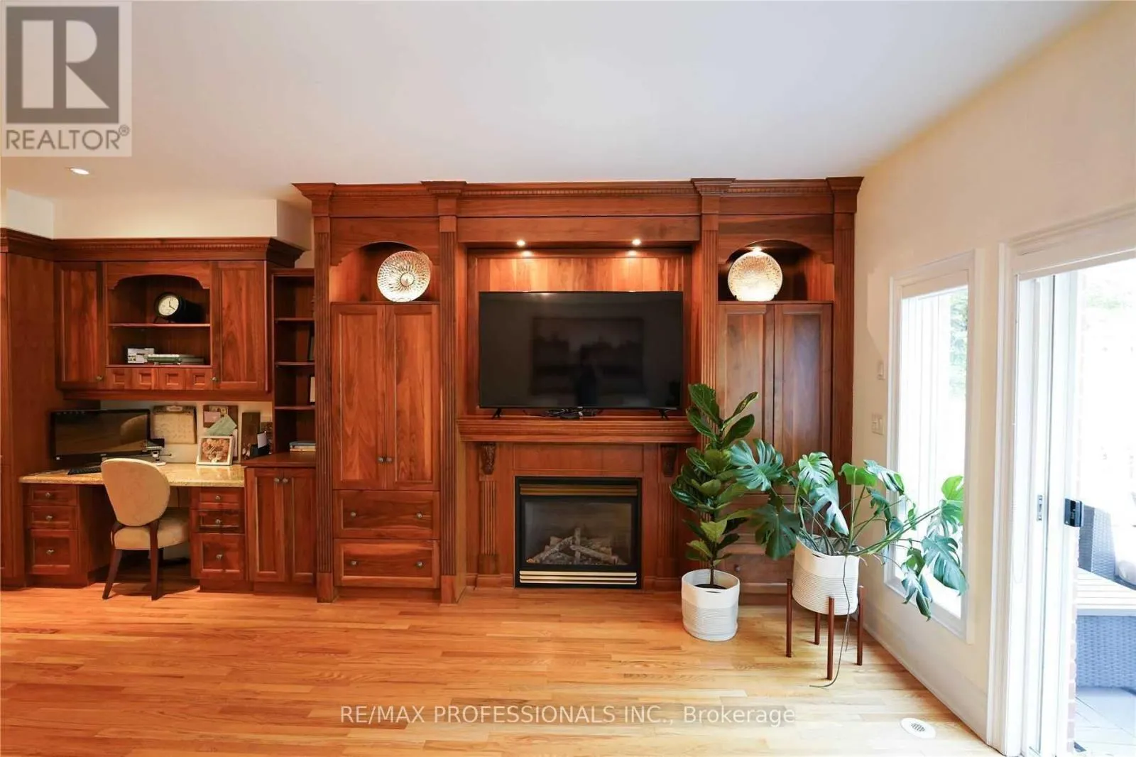 137 ST LAWRENCE DRIVE