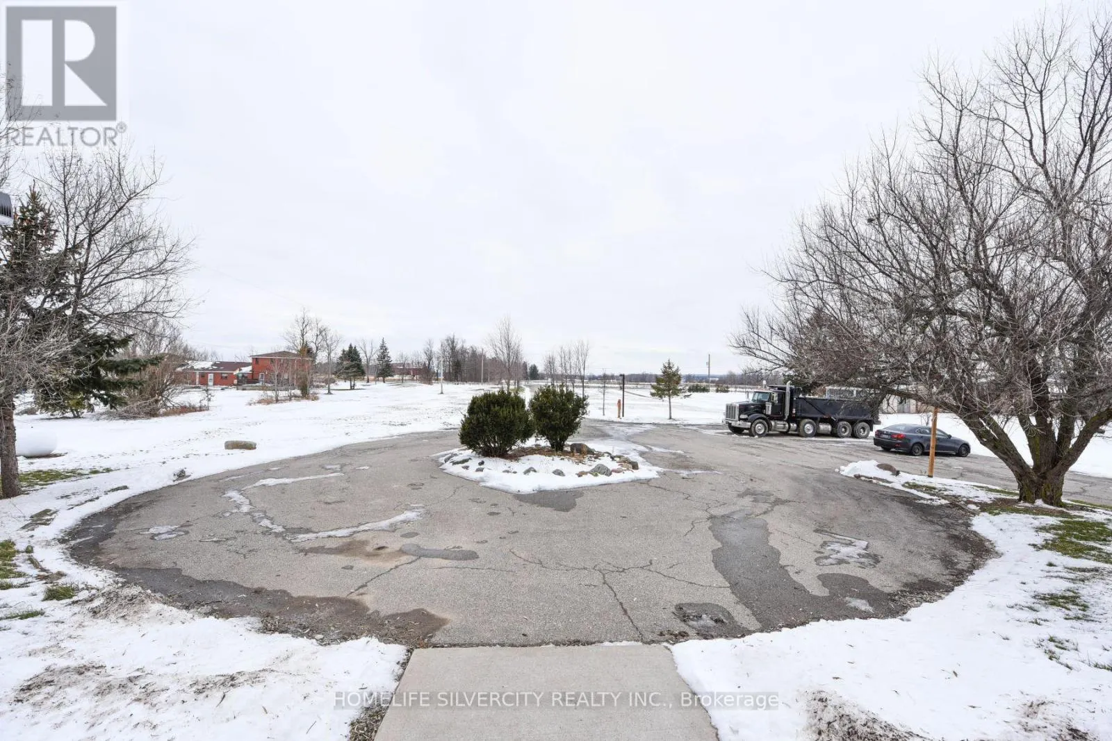 14707 DIXIE ROAD
