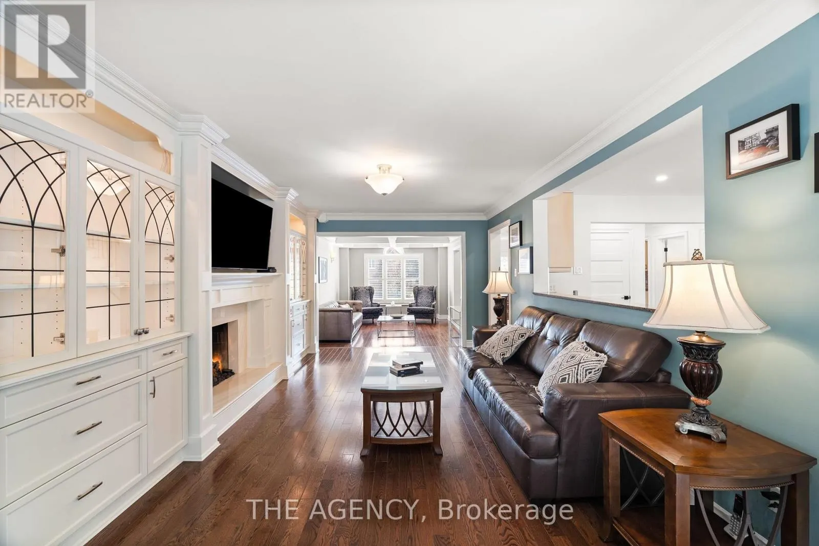 7 STONEGATE DRIVE