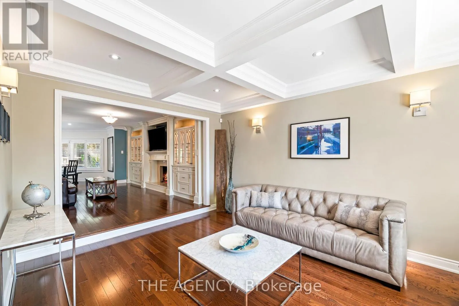7 STONEGATE DRIVE