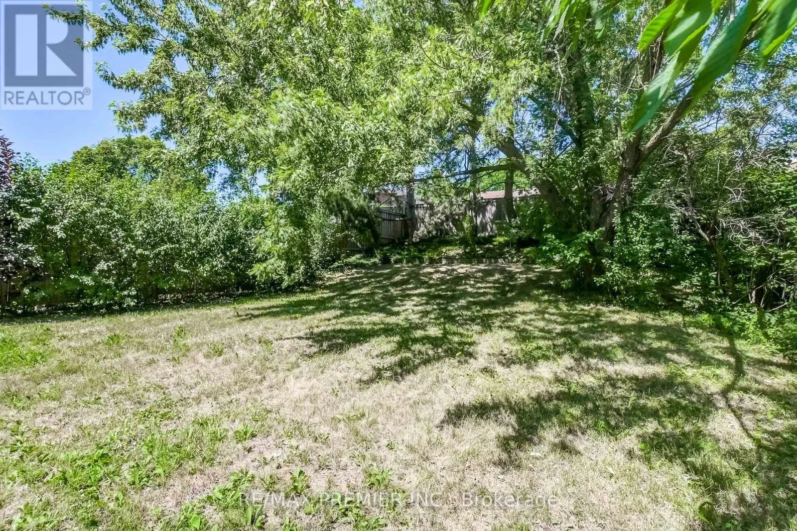 2395 BENEDET DRIVE