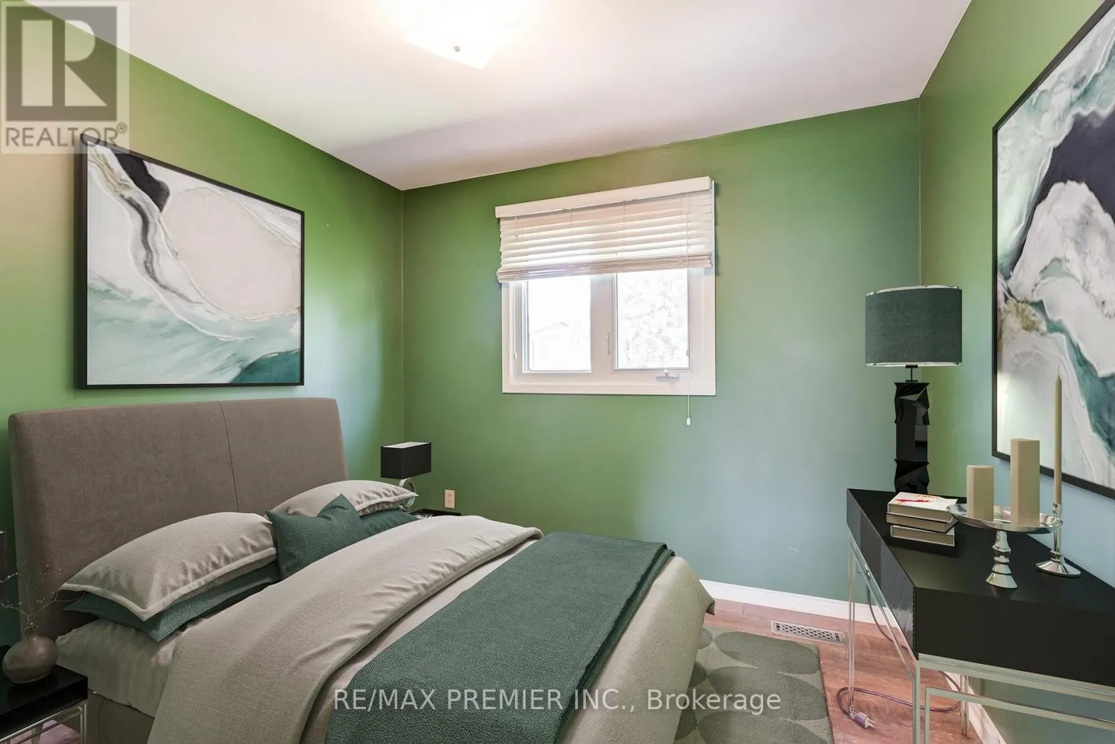 2395 BENEDET DRIVE