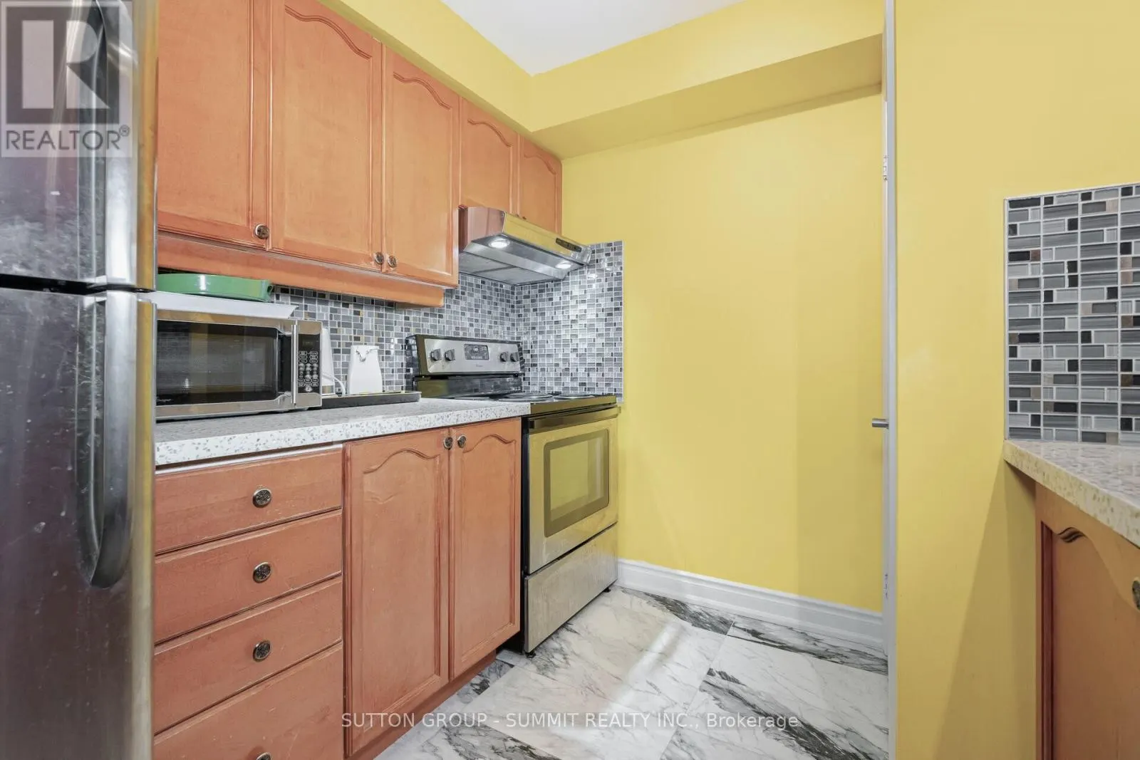 409 - 3880 DUKE OF YORK BOULEVARD