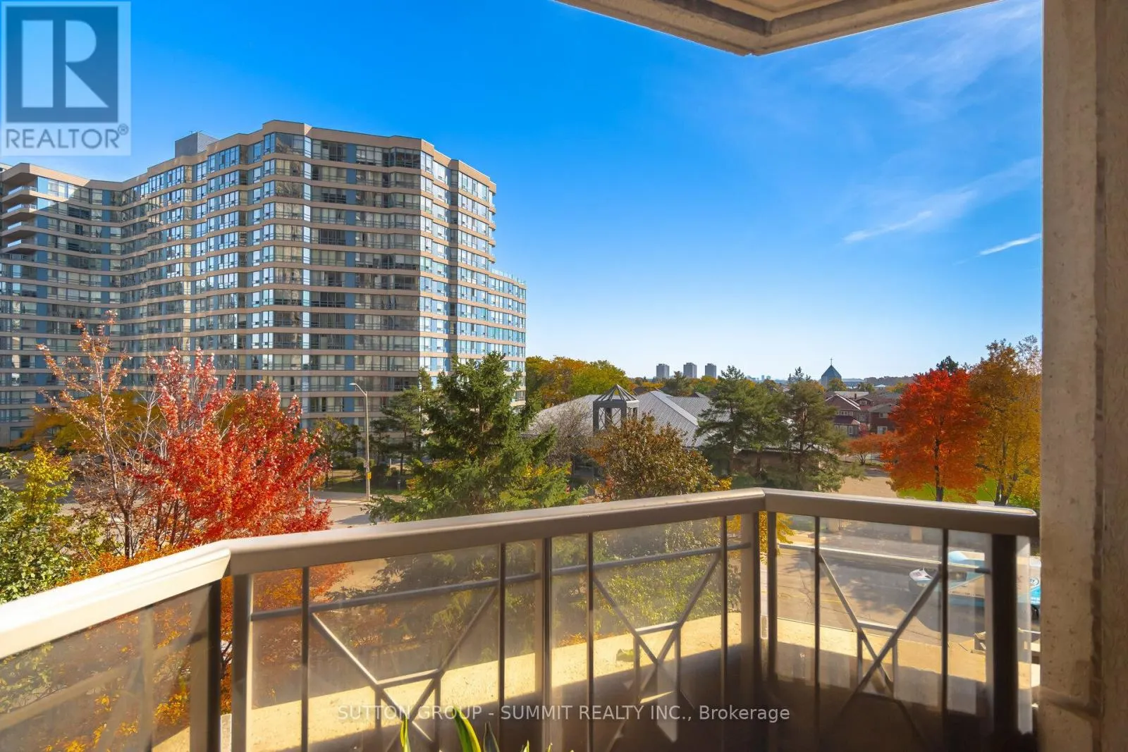 409 - 3880 DUKE OF YORK BOULEVARD