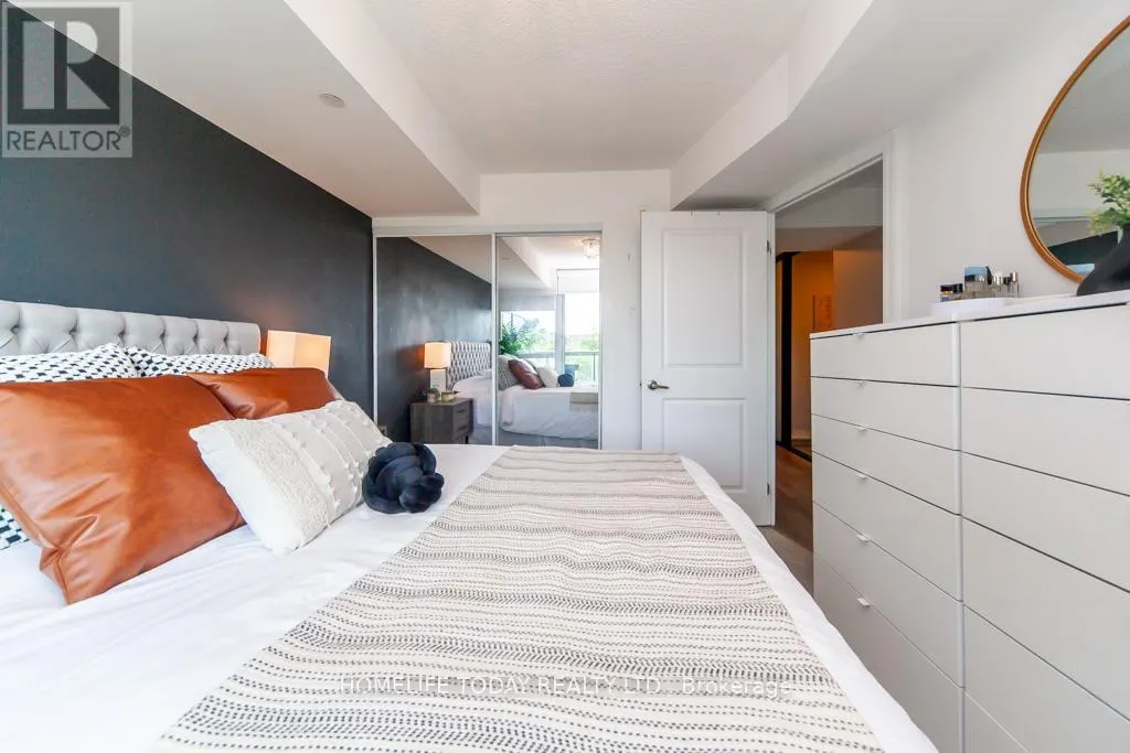 313 - 80 ESTHER LORRIE DRIVE