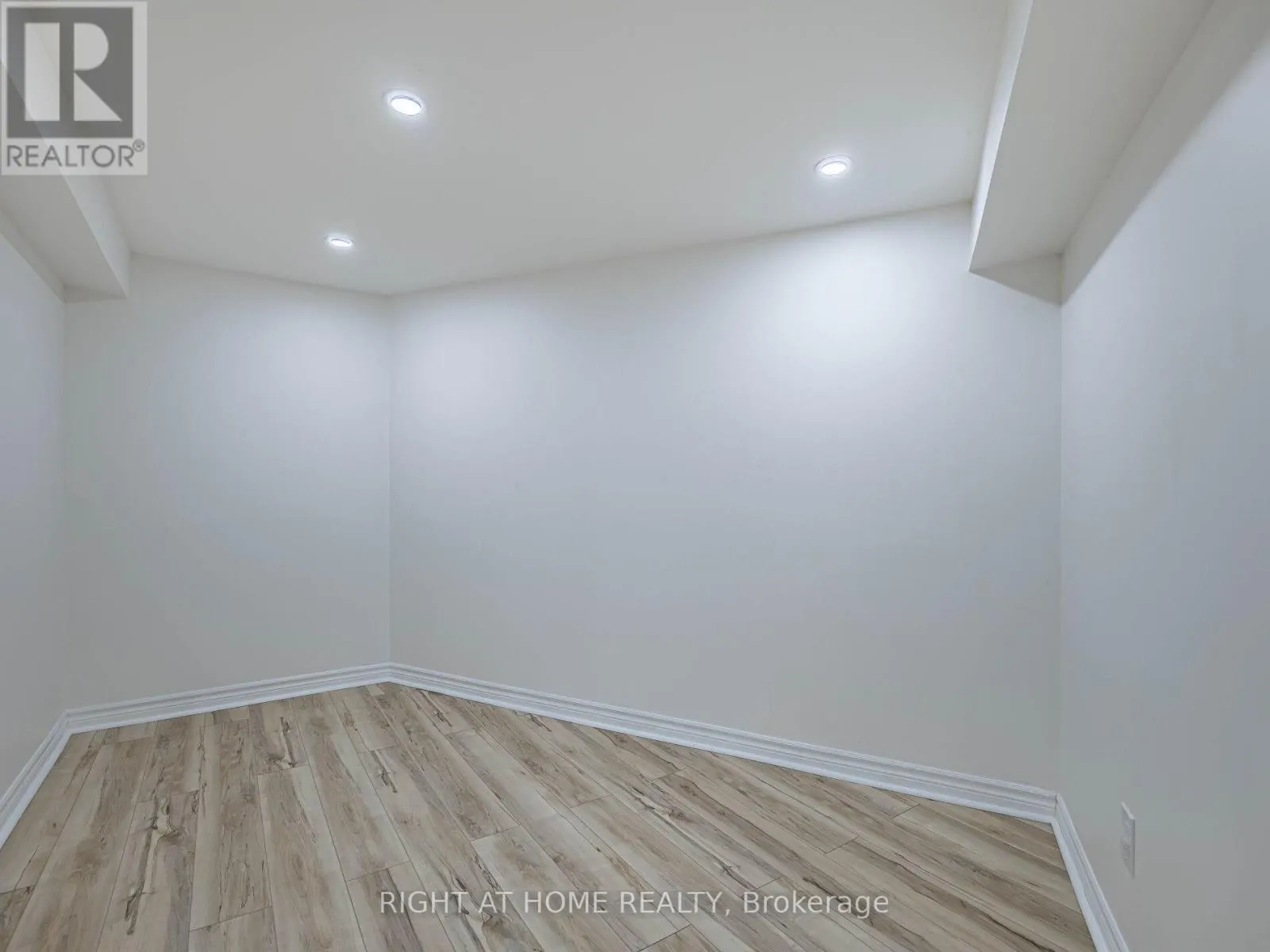 2 GILES COURT