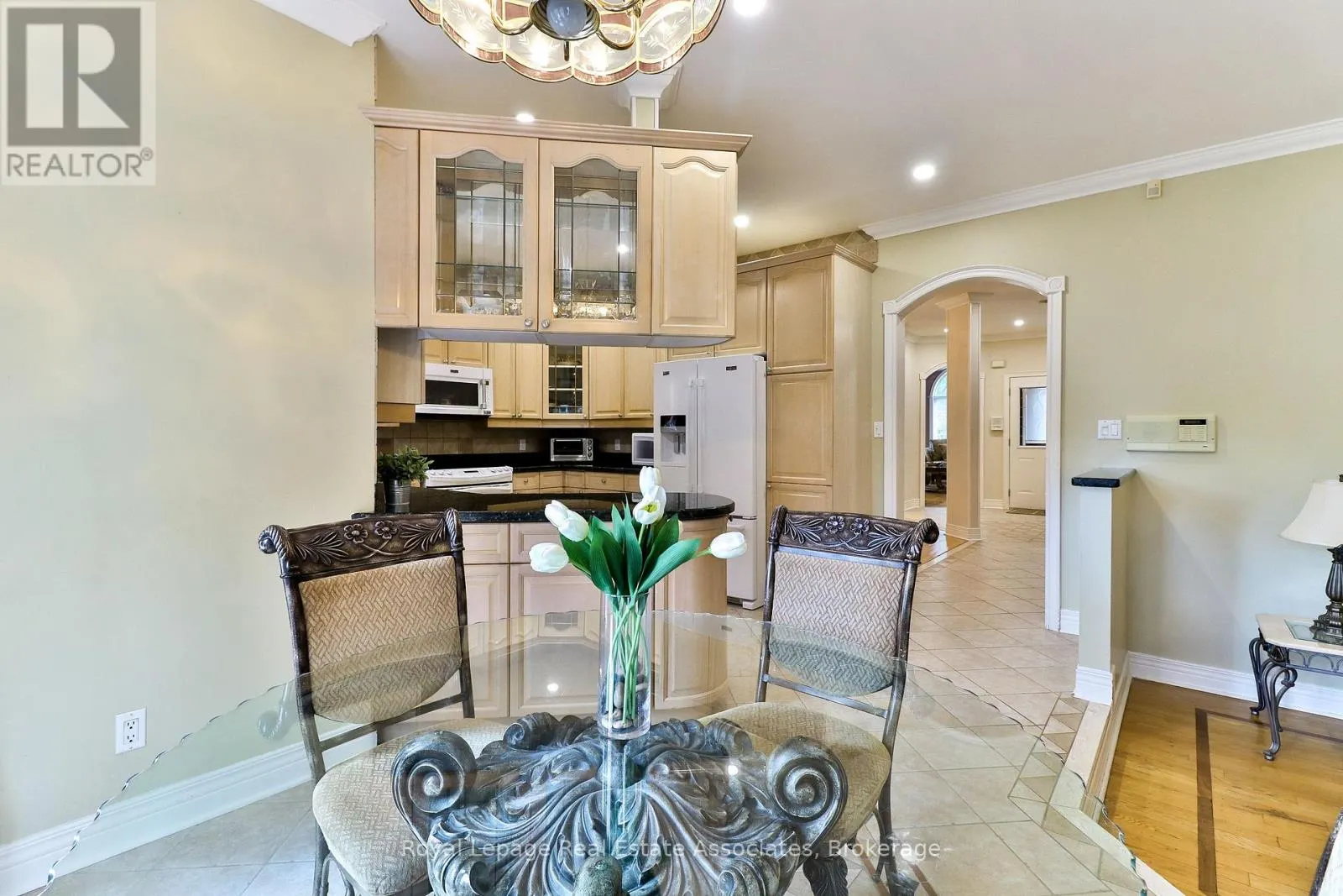 38 EAGLEWOOD BOULEVARD