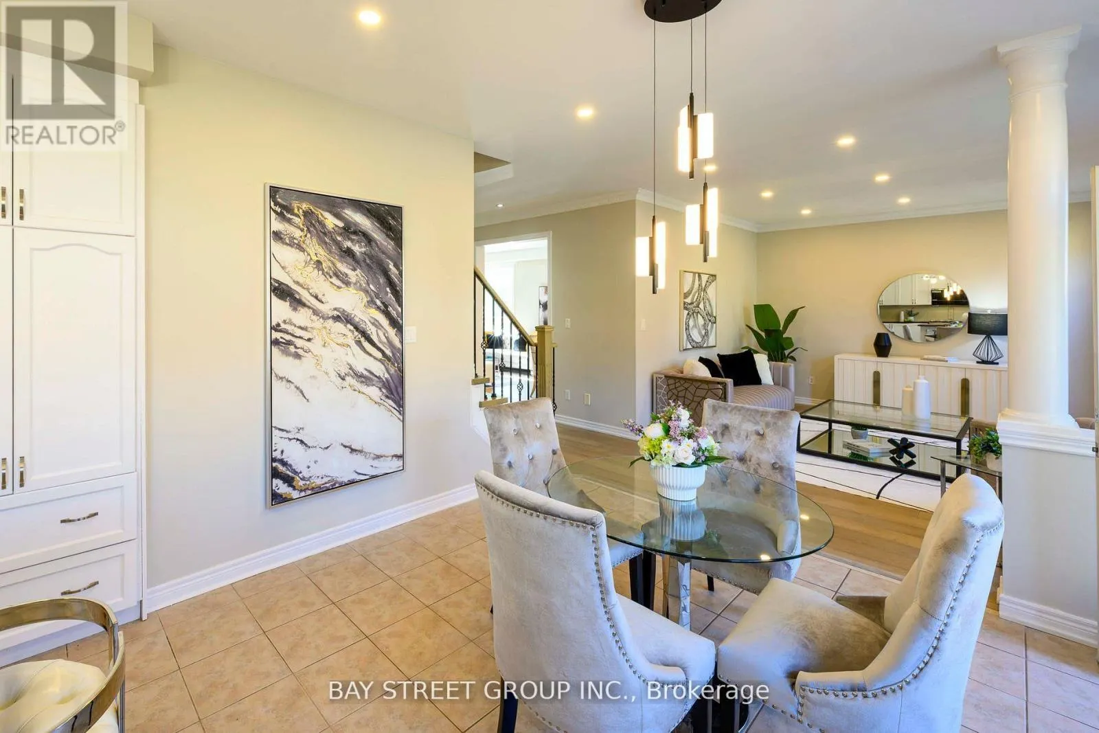 2292 BLUE OAK CIRCLE