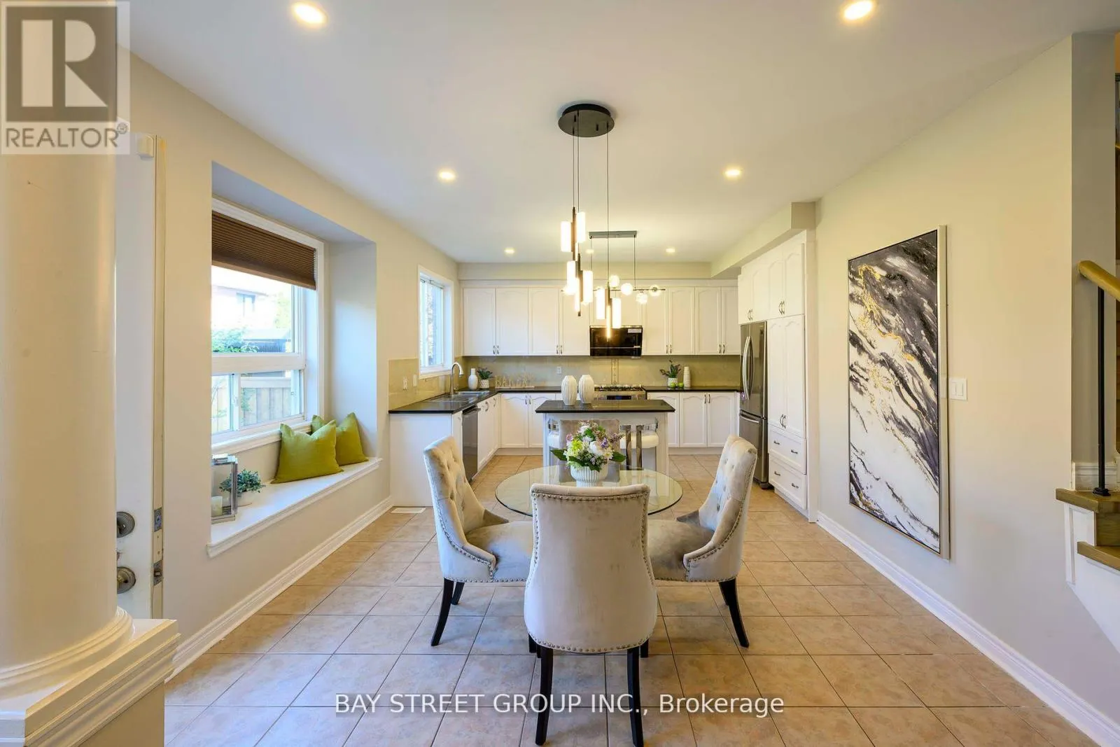2292 BLUE OAK CIRCLE