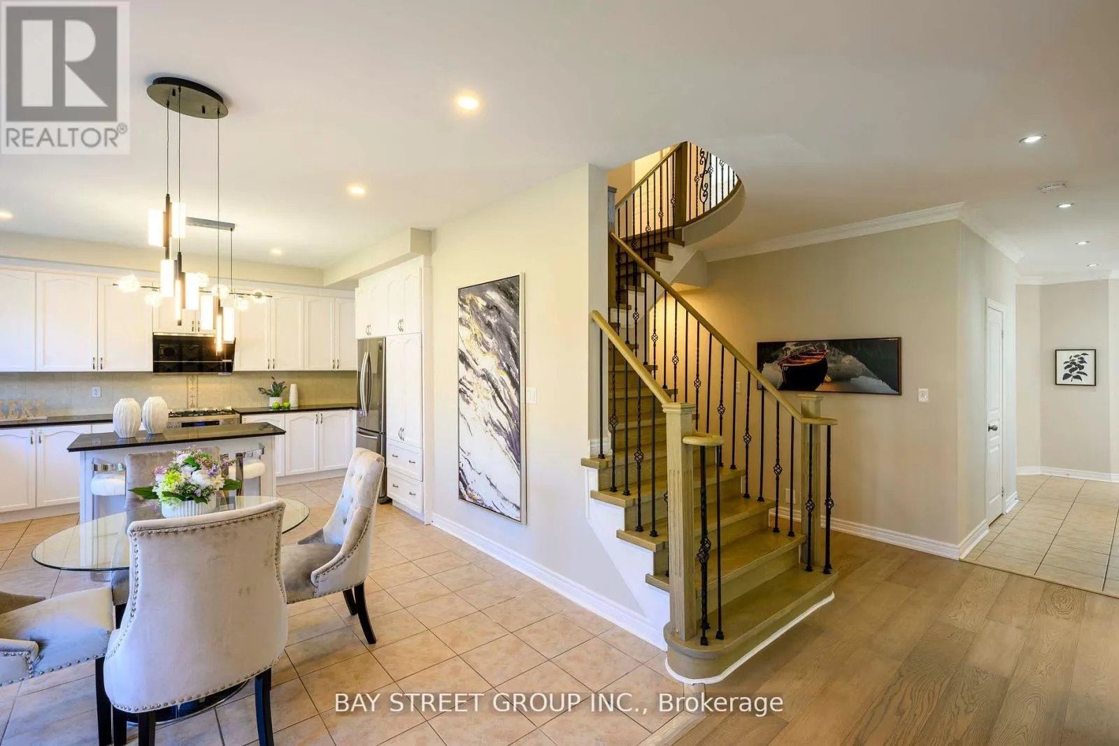 2292 BLUE OAK CIRCLE