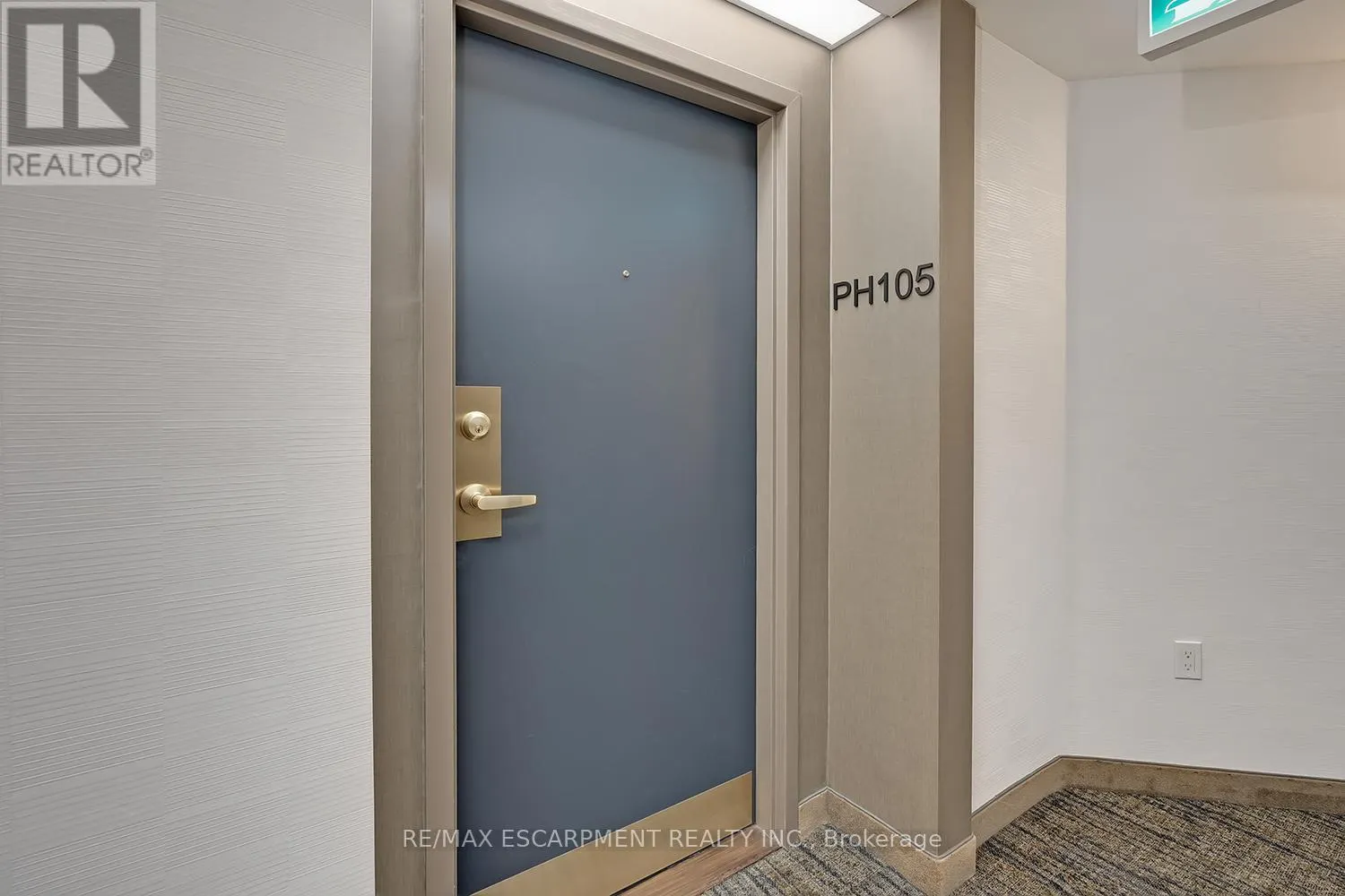 PH105 - 1271 WALDEN CIRCLE