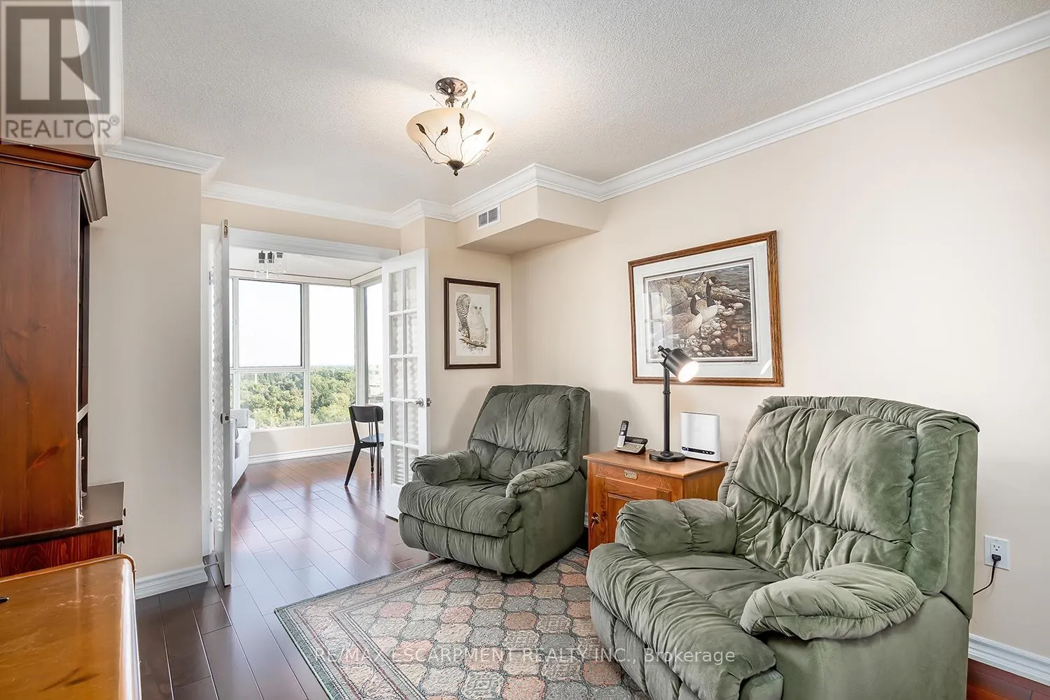 PH105 - 1271 WALDEN CIRCLE