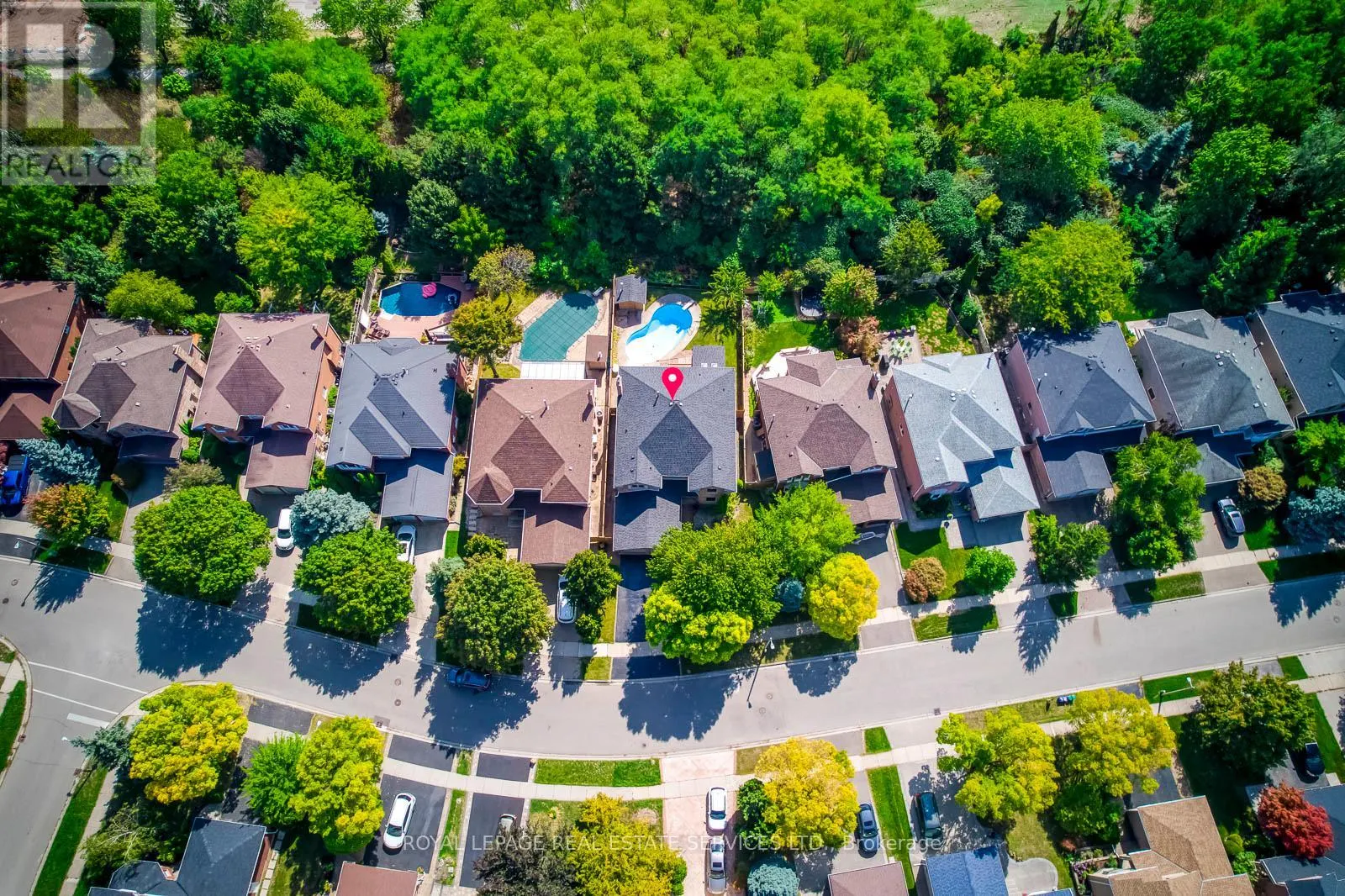 1366 FIELDCREST LANE