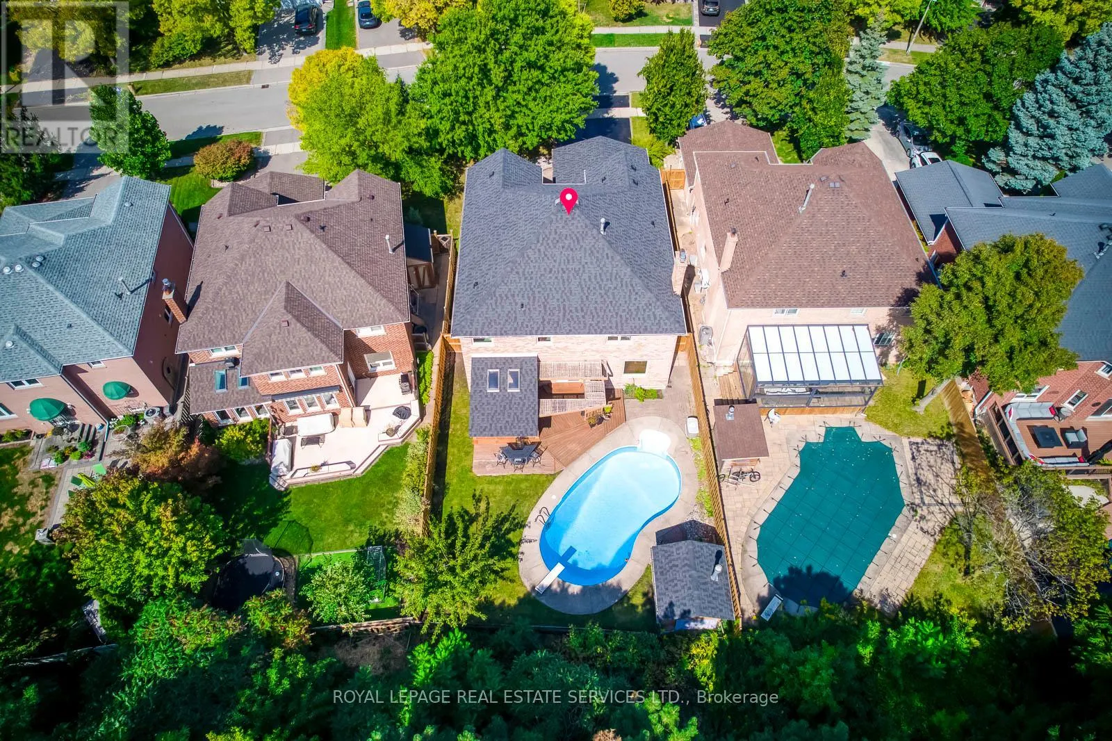 1366 FIELDCREST LANE