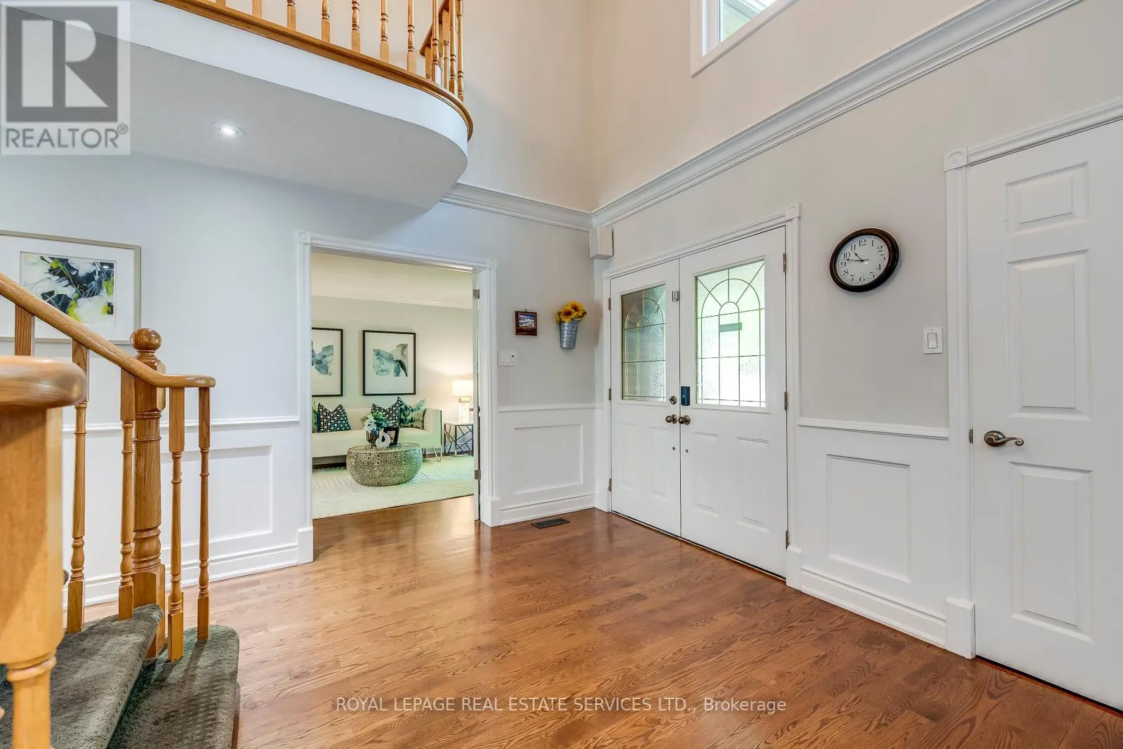 1366 FIELDCREST LANE