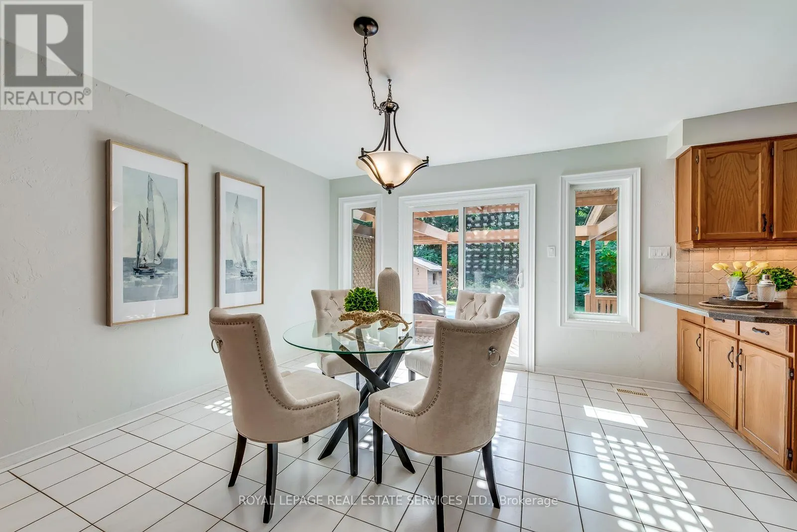 1366 FIELDCREST LANE