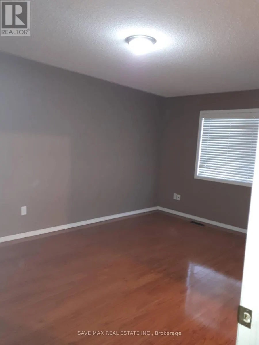 98 SLEIGHTHOLME CRESCENT