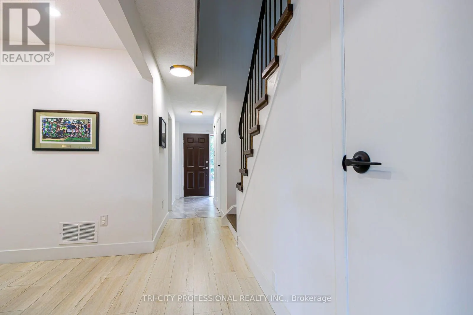 16 MANGROVE ROAD