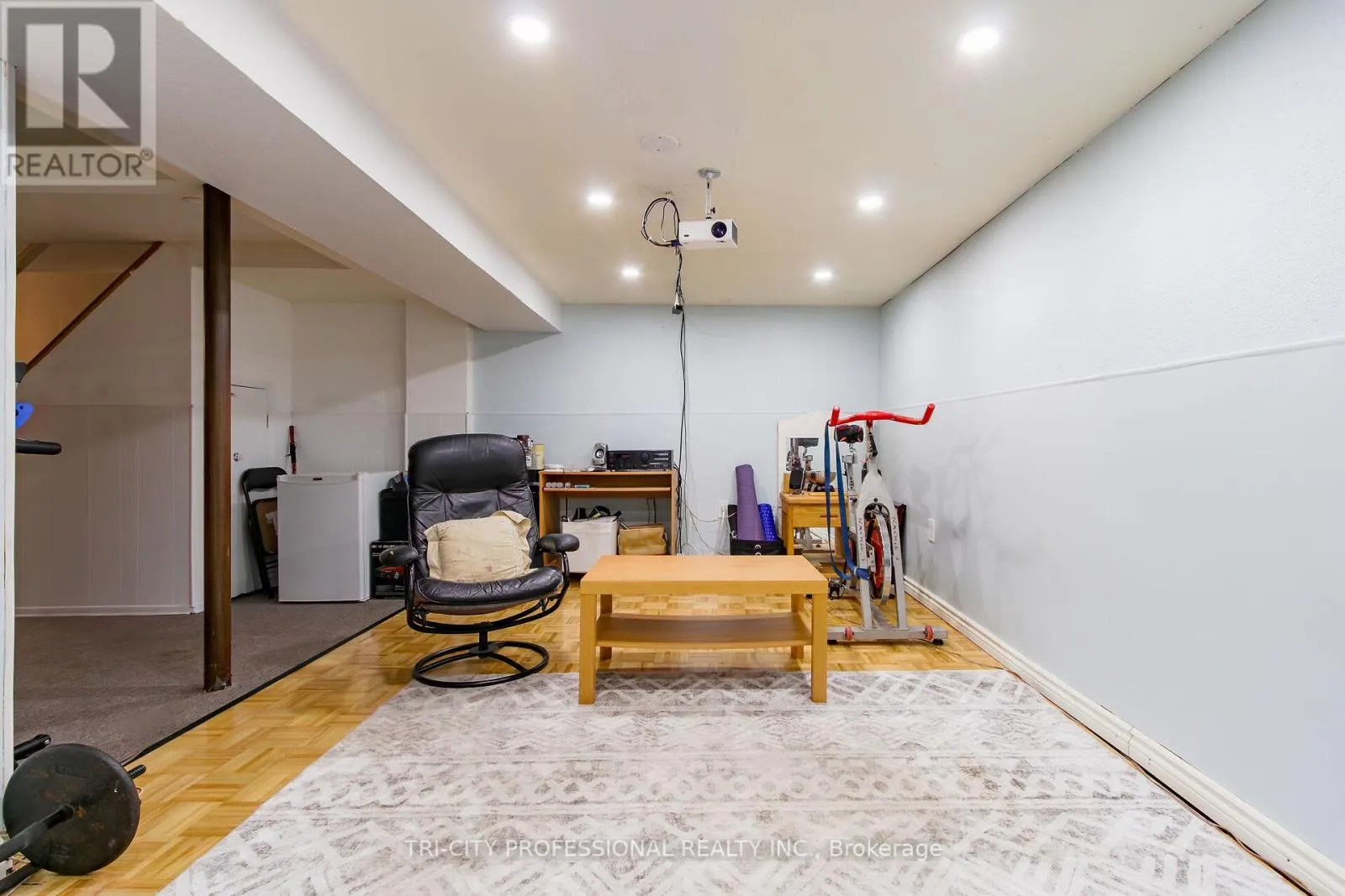 16 MANGROVE ROAD