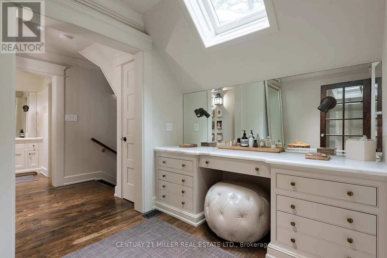 243 ALSCOT CRESCENT