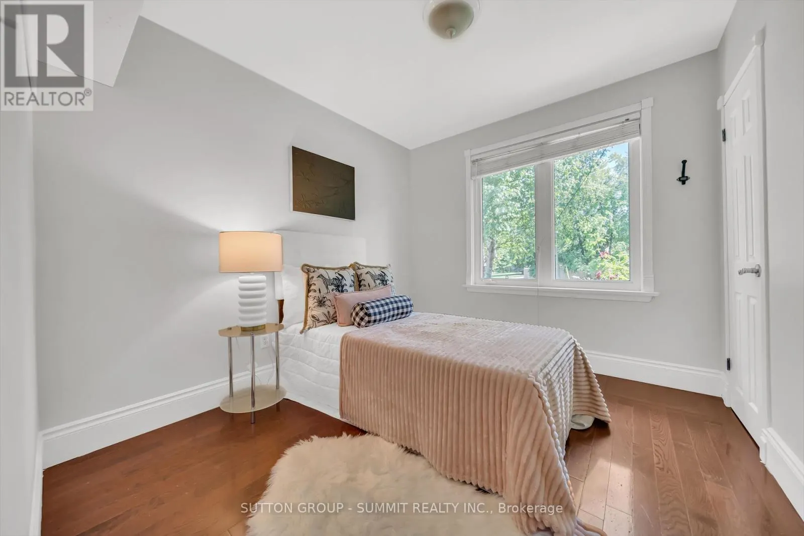 465 SEATON DRIVE