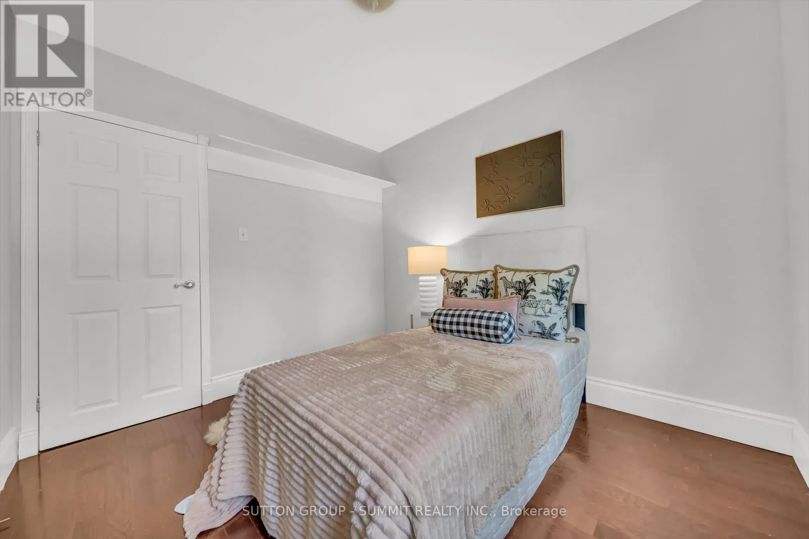 465 SEATON DRIVE