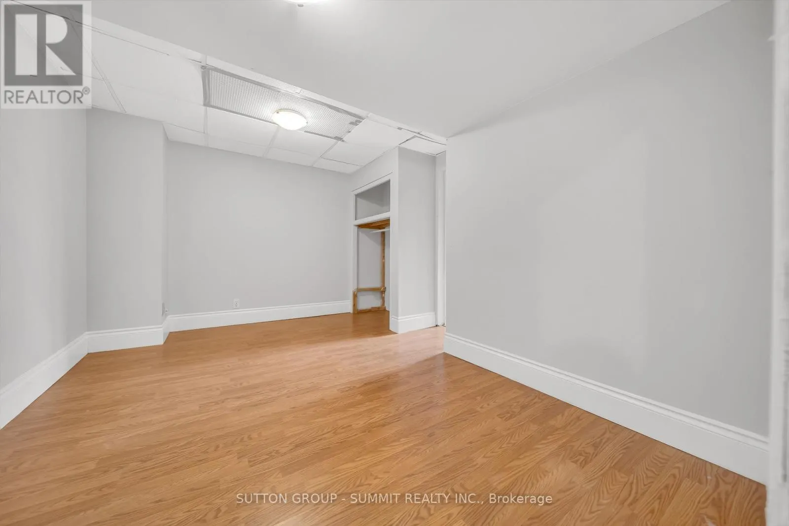 465 SEATON DRIVE