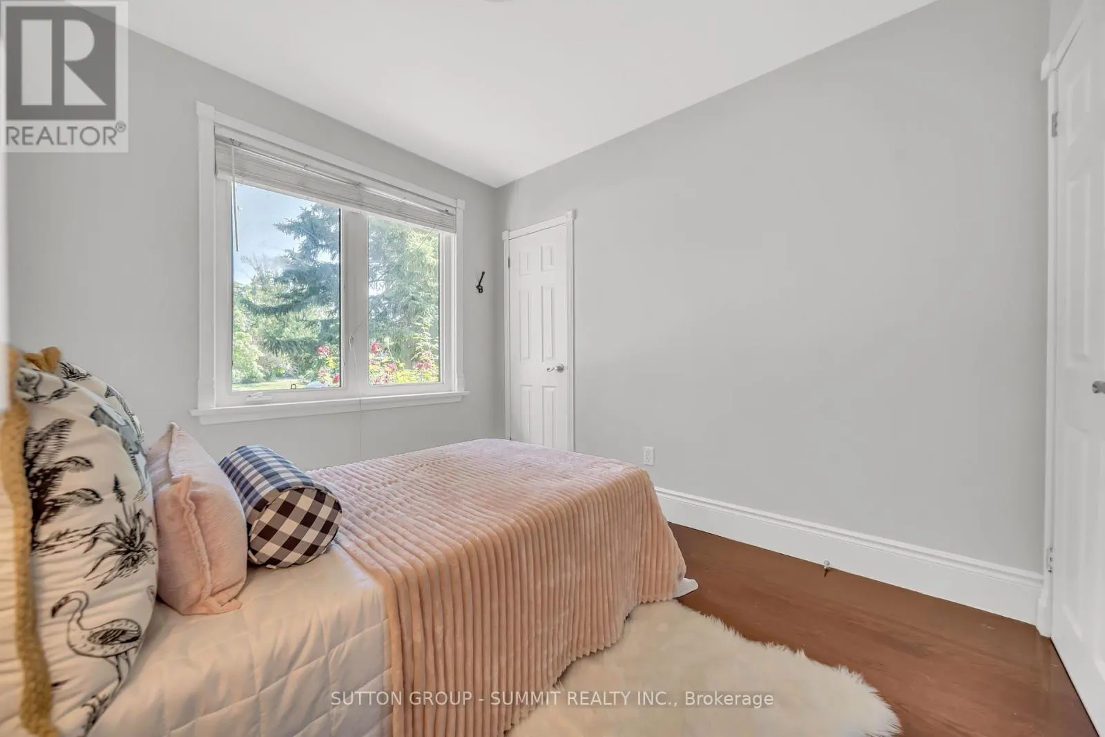 465 SEATON DRIVE