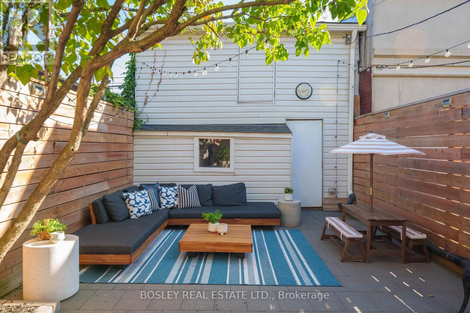 299 MARIA STREET