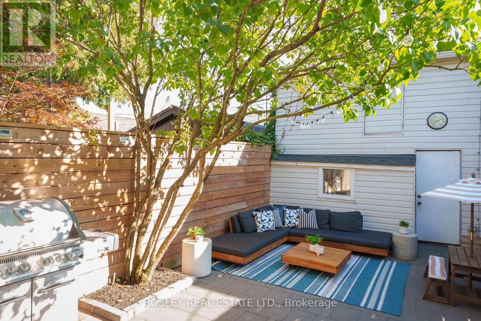 299 MARIA STREET