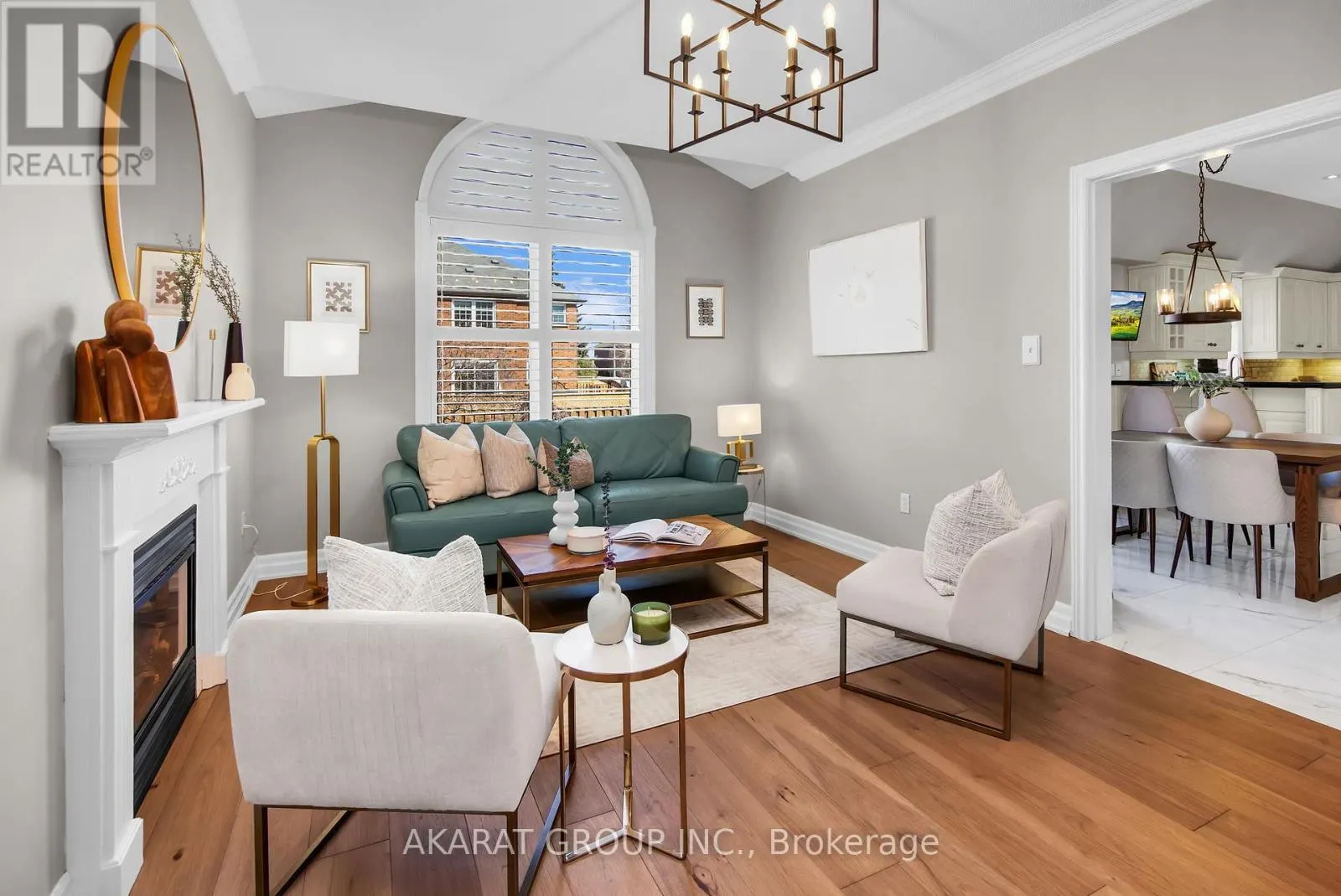 2113 DALECROFT CRESCENT
