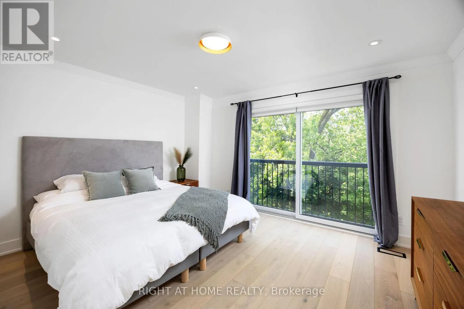 11 - 20 BUDGELL TERRACE