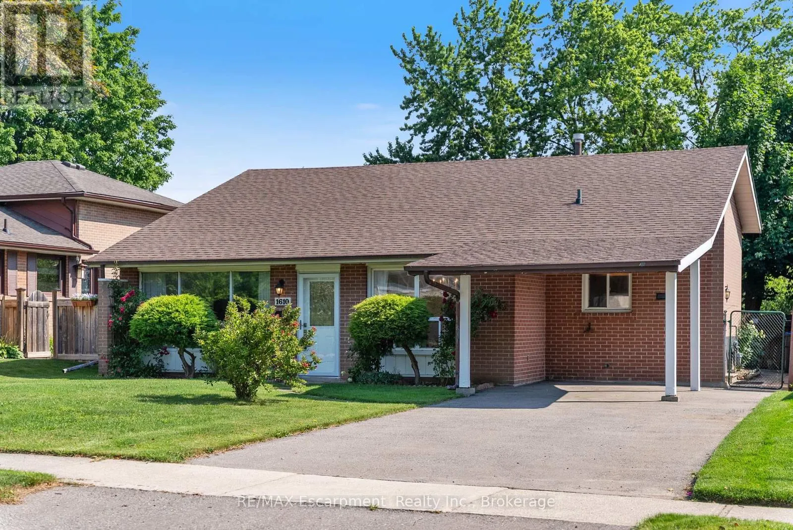 1610 HOBBS CRESCENT