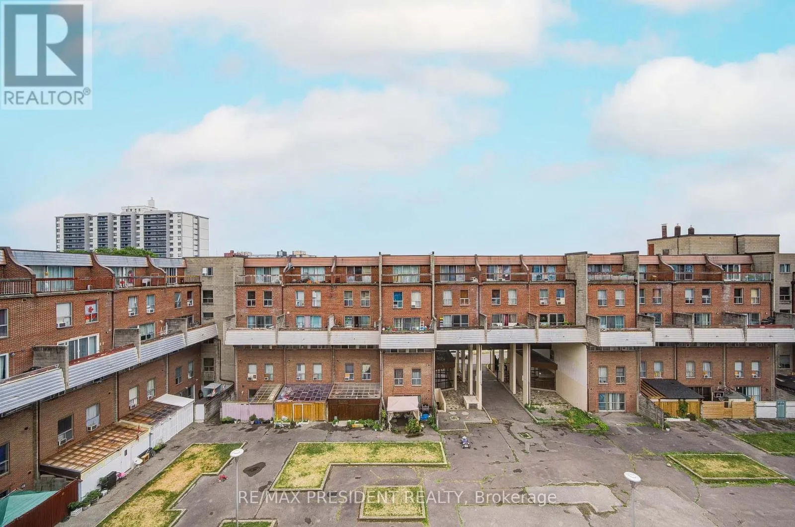 250 - 10 EDDYSTONE AVENUE