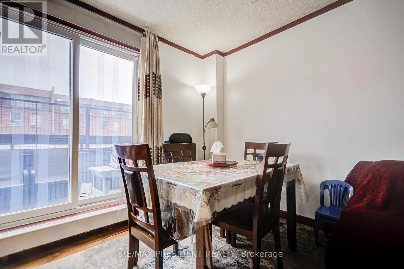250 - 10 EDDYSTONE AVENUE