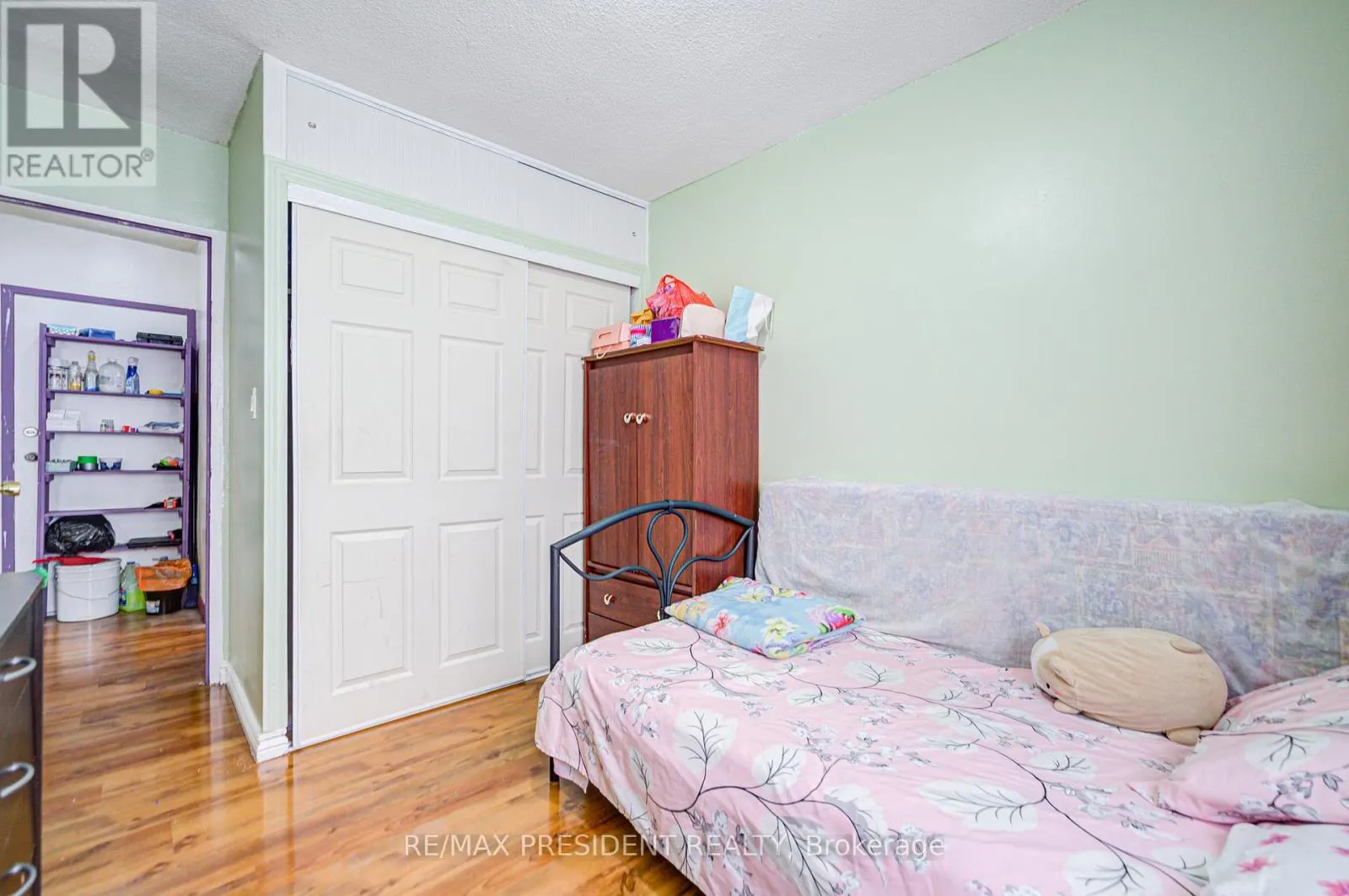250 - 10 EDDYSTONE AVENUE